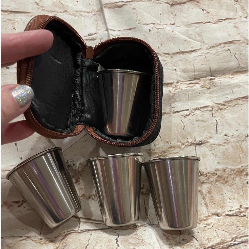 Groomsmen stainless  whiskey shot glass set & canvas case